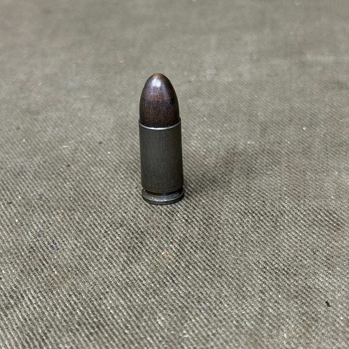 Original WW2 German 9mm Parabellum Cartridge – emp 1942 – Black Bullet – Inert