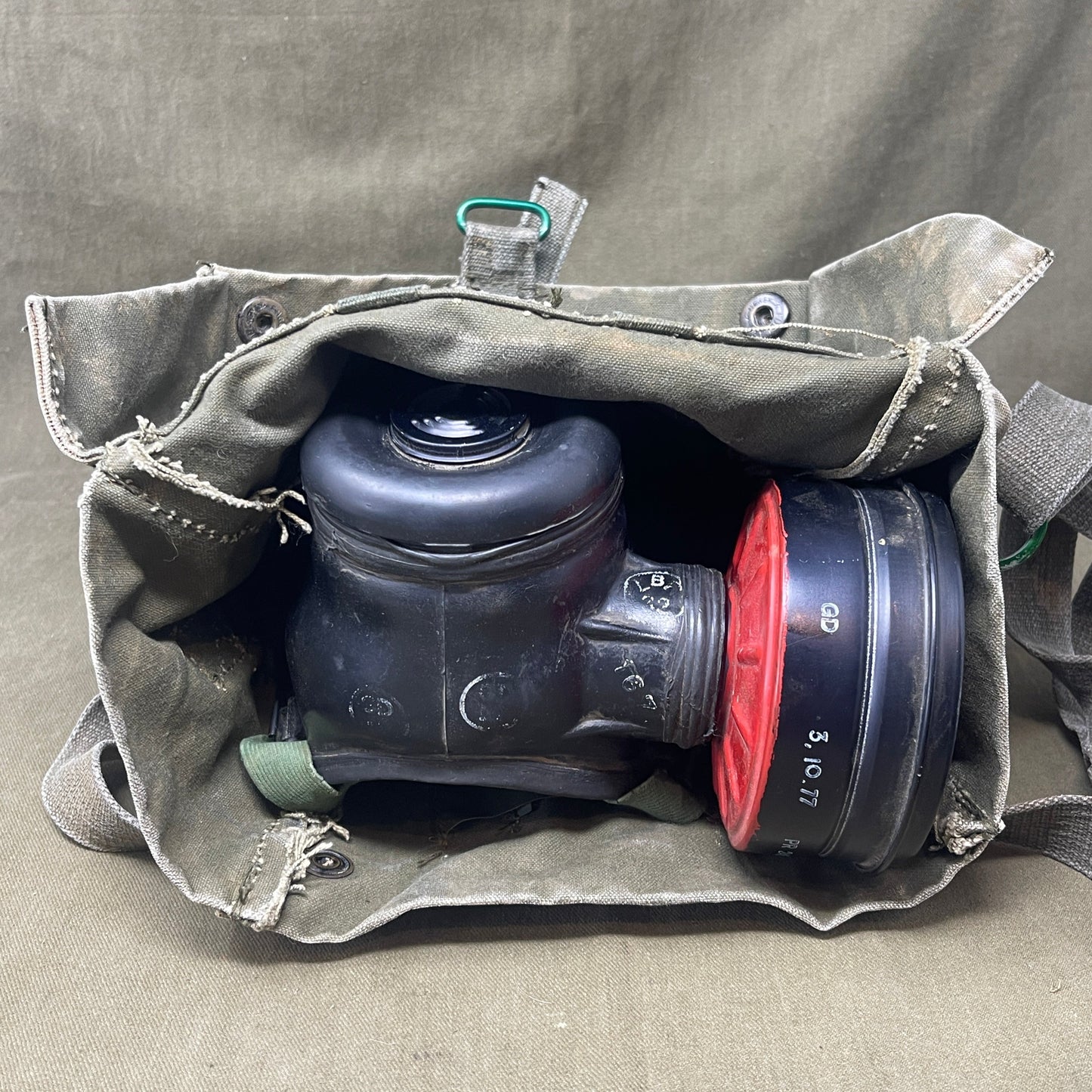 British Military S6 Respirator & Haversack