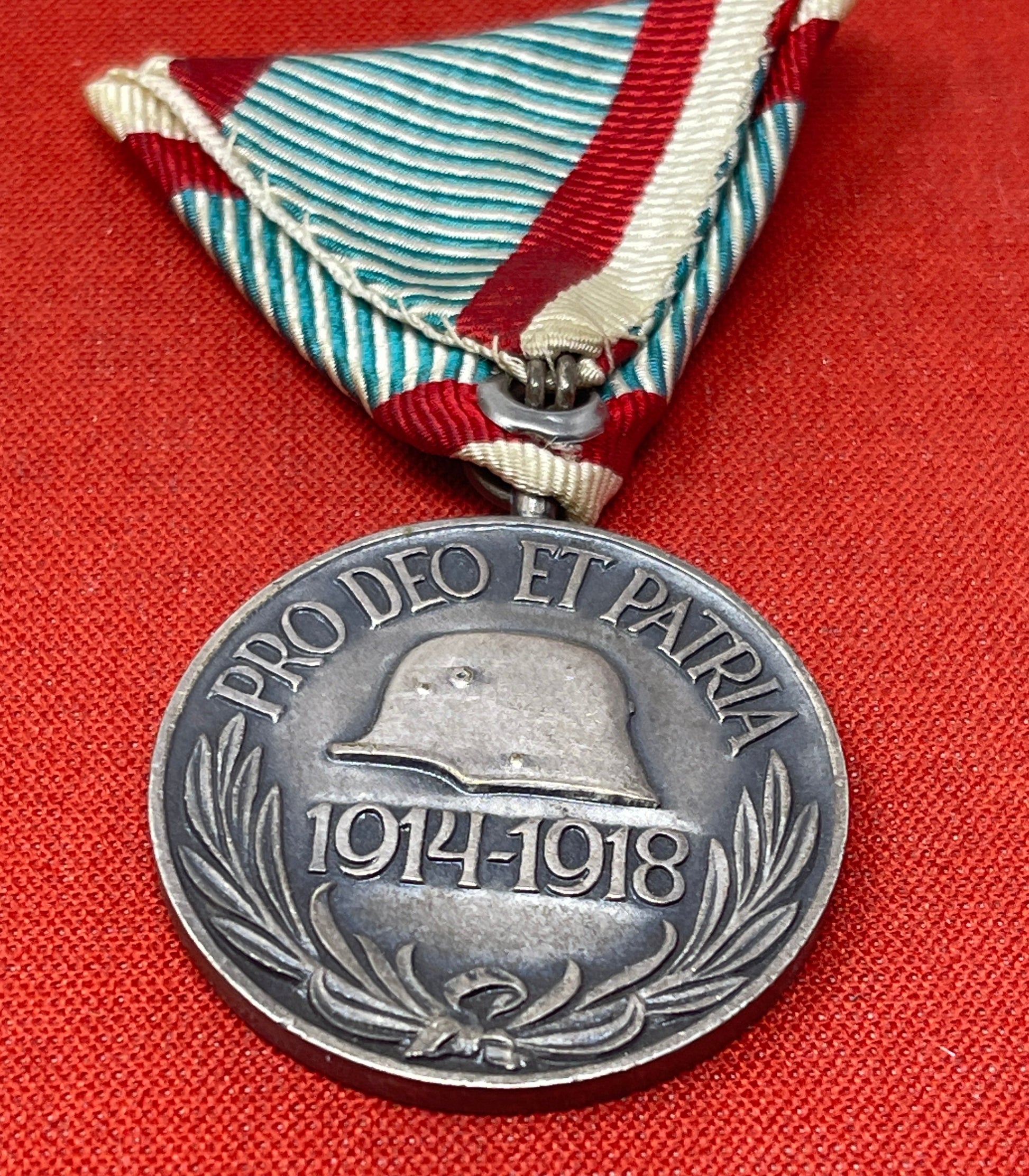 Imperial Austrian Austro/Hungarian War Medal  WWI.