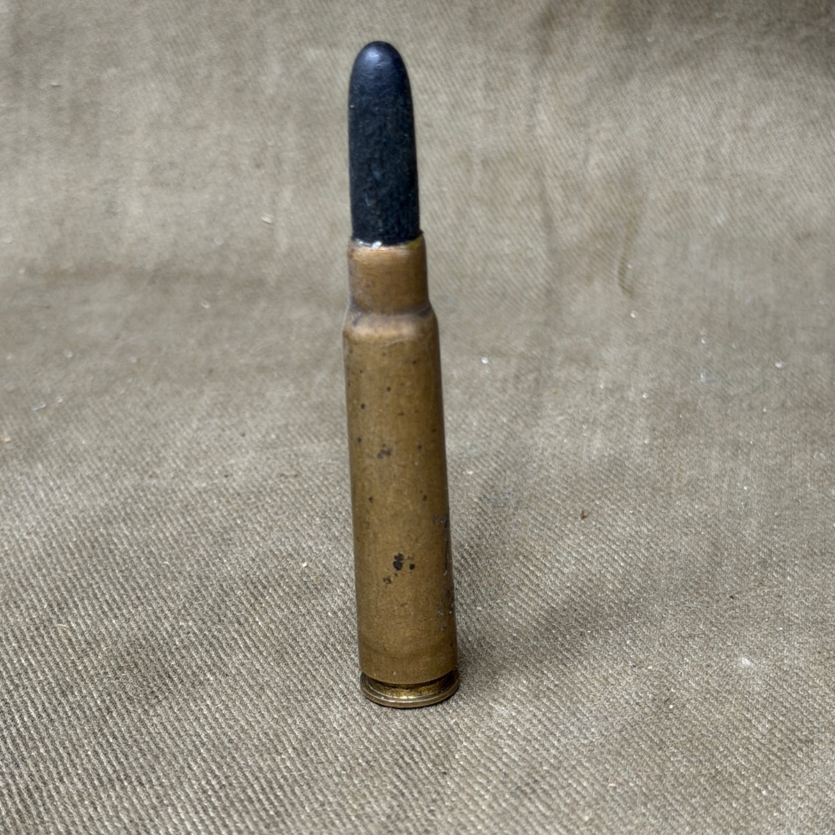 Original WW1 German 7.92mm Mauser Cartridge – Spandau April 1918 – S67 – Black Bullet – Inert