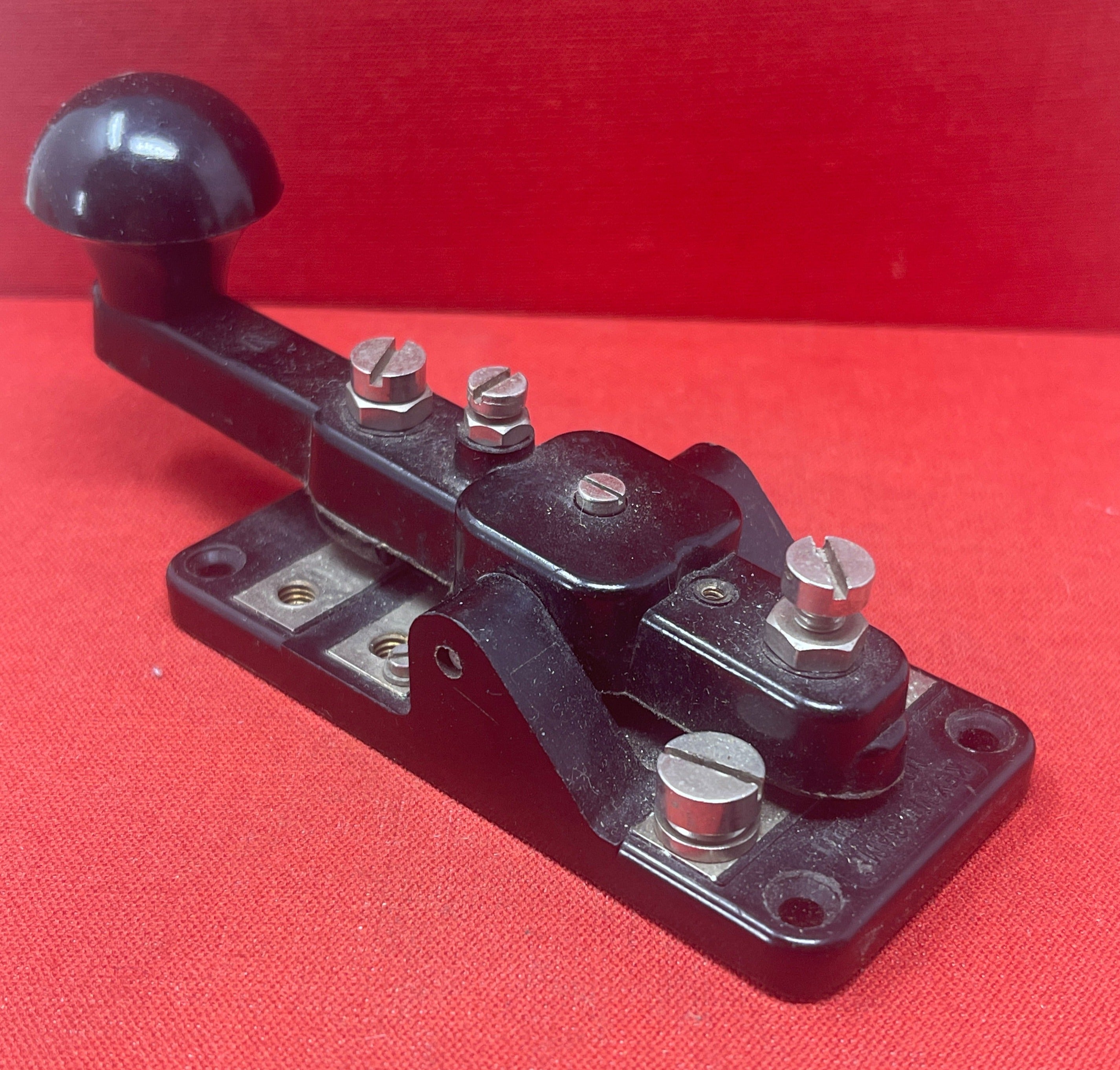 Clé Morse Vintage Winslow Electronics 66150 KY-116/U Avec Accoudoir - Matériel Radio Ancien - États-Unis - Occasion