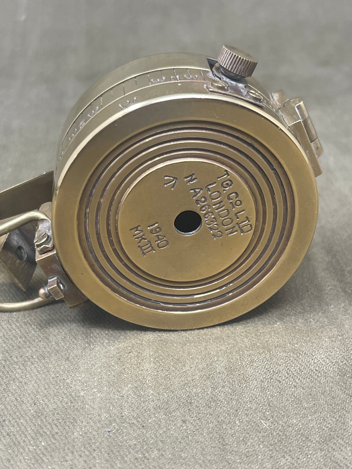 British  Military Prismatic MK III Compass Dated 1940 No NA266322 TG. Co Ltd