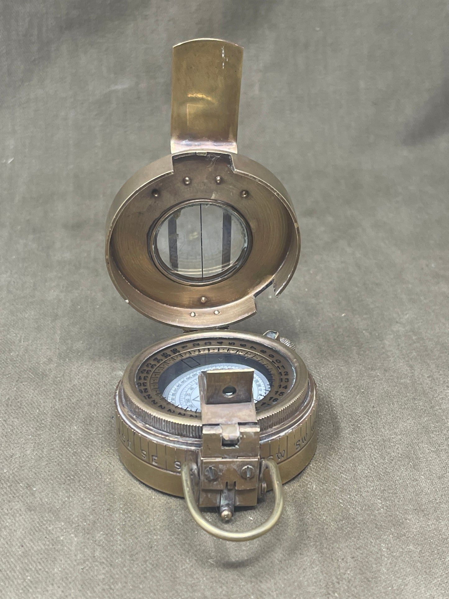 British  Military Prismatic MK III Compass Dated 1940 No NA266322 TG. Co Ltd