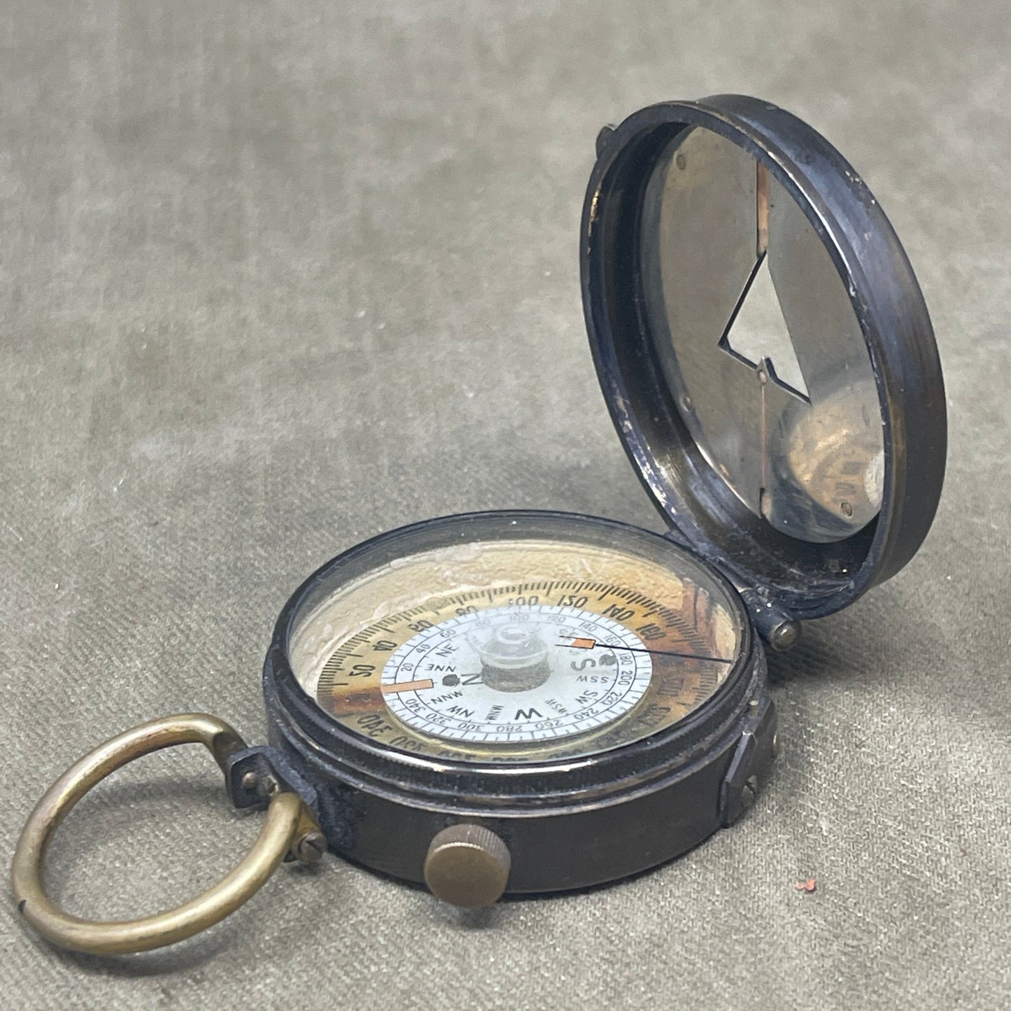 WWI British Verner’s Patent Marching Compass – 1918 S. Mordan & Co No. 1366