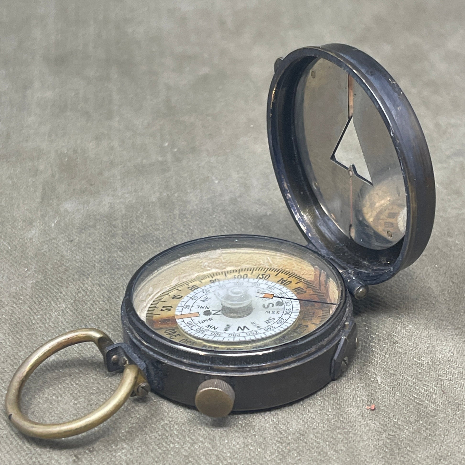 WWI British Verner’s Patent Marching Compass – 1918 S. Mordan & Co No. 1366