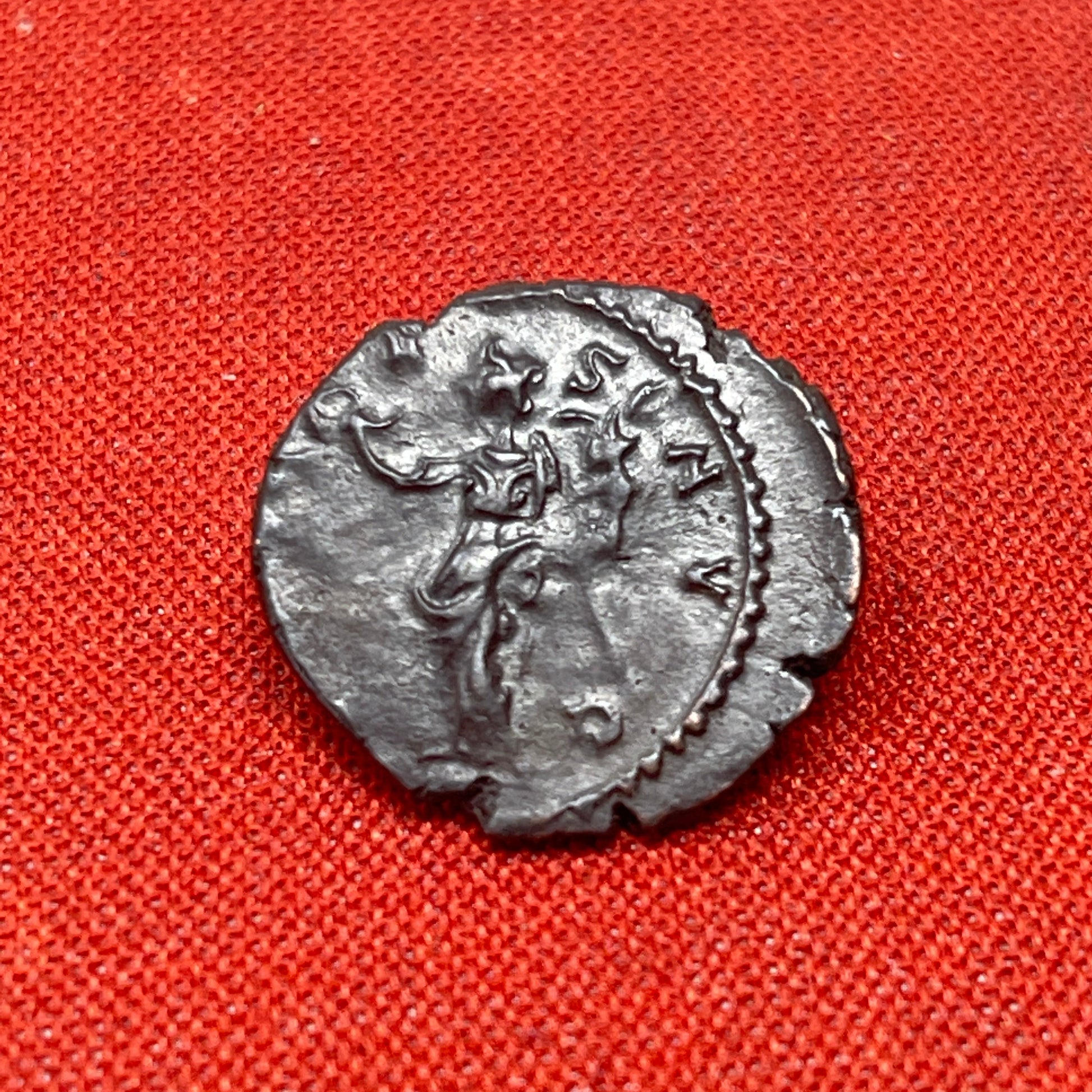 Roman Empire AD 269-271 VICTORINUS AE Antoninianus. EF.