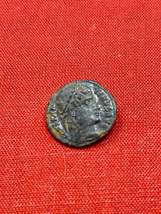 Constantine the Great 306-337 AD. Campgate Follis