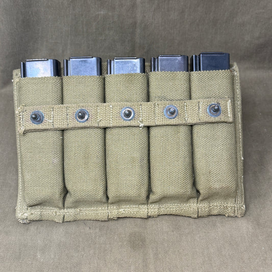 Original WW2 US Thompson SMG Magazine Set – 5 × Auto-Ordnance 20-Round Magazines, US Pouch & 100 x Inert .45 ACP Rounds fitted with INERT primers.