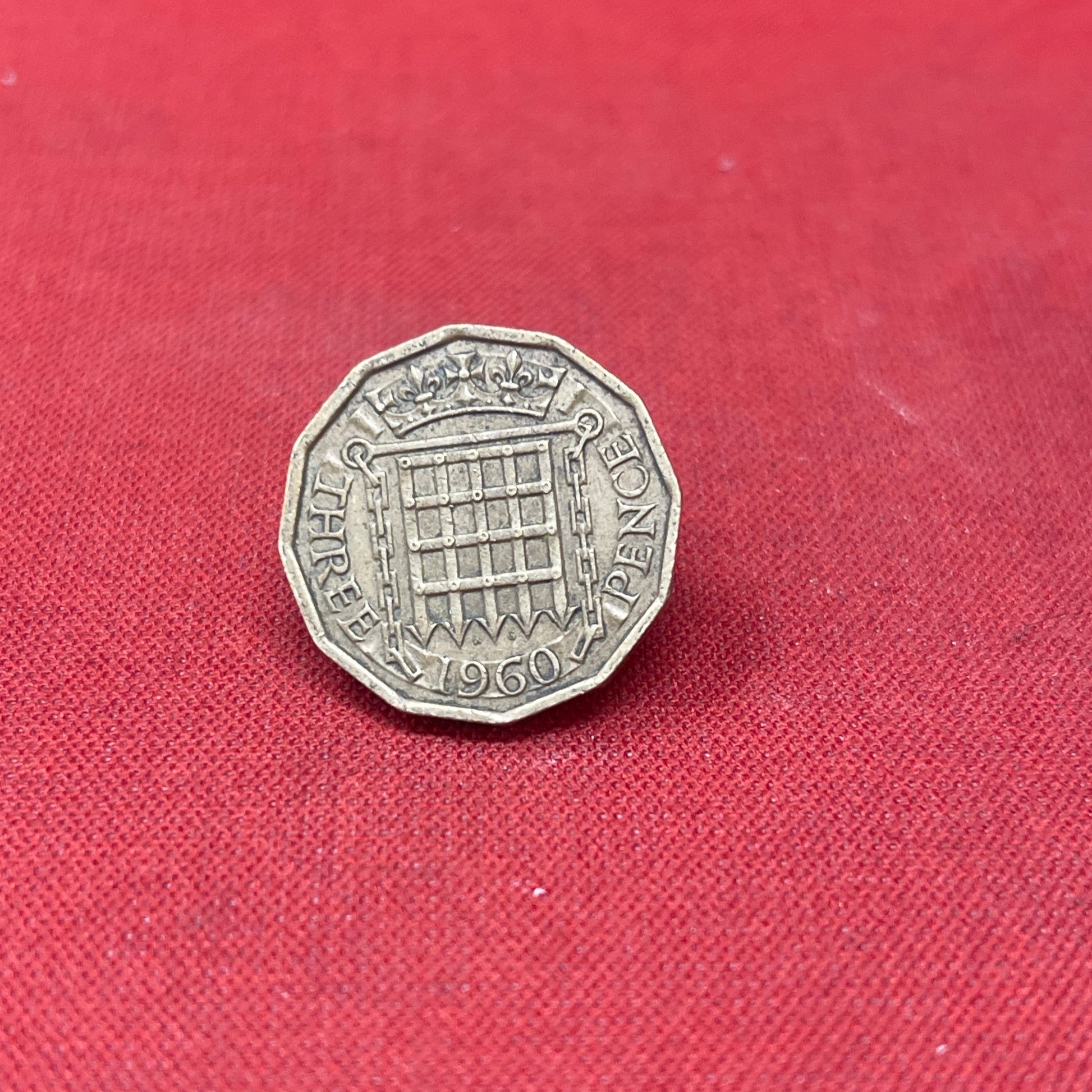 Queen Elizabeth II 1960 Threepence Coin