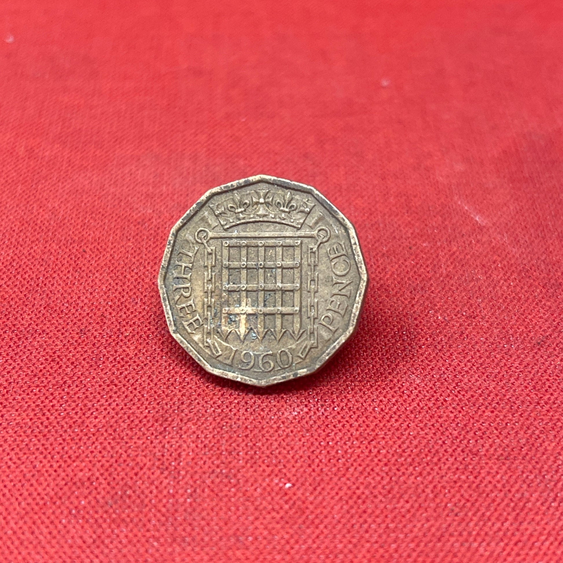 Queen Elizabeth II 1960 Threepence Coin