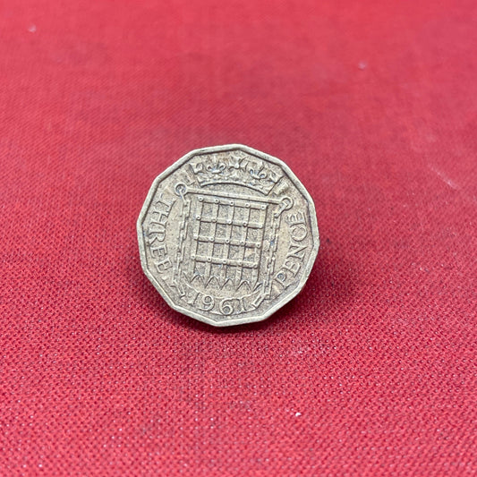 Queen Elizabeth II 1962 Threepence Coin