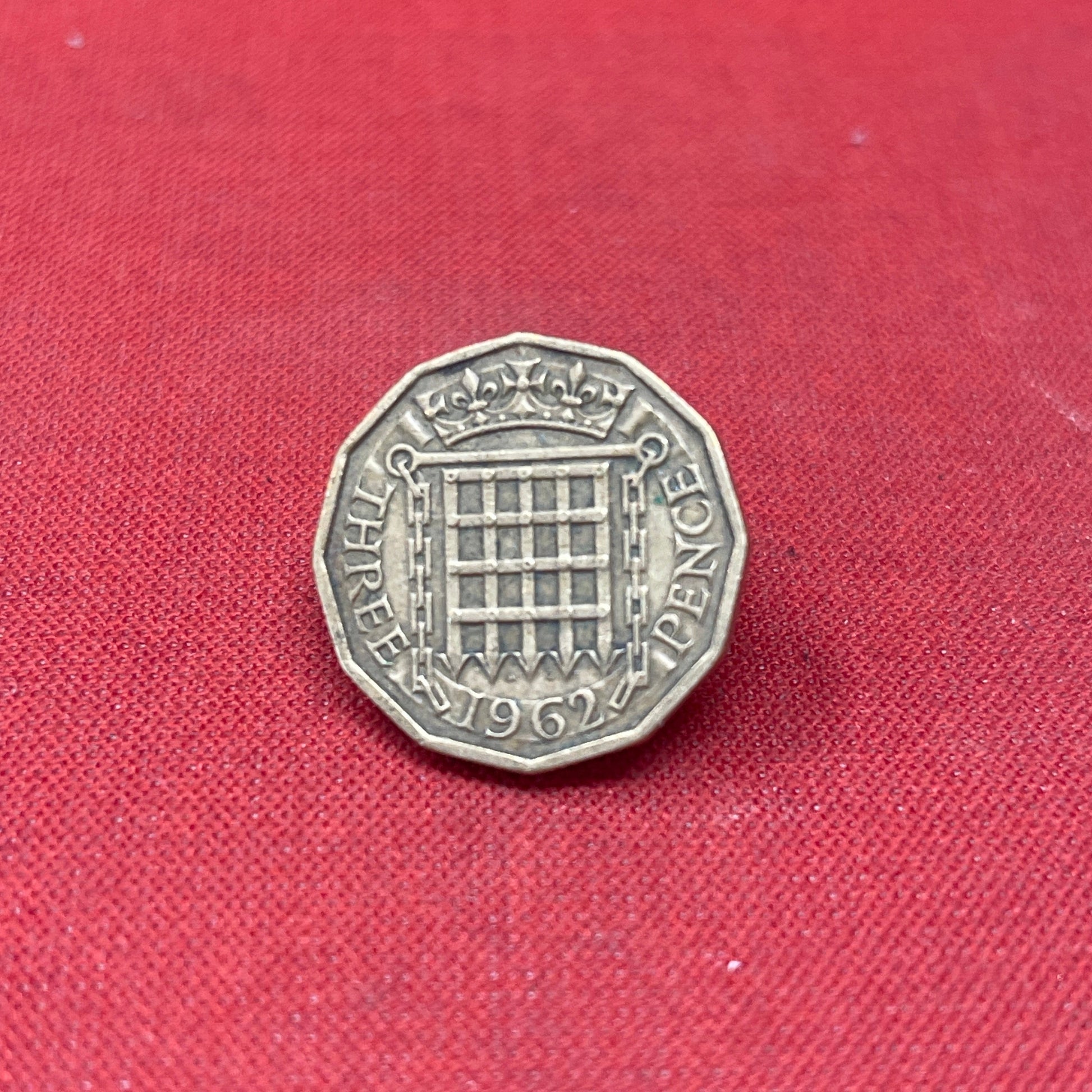 Queen Elizabeth II 1964 Threepence Coin