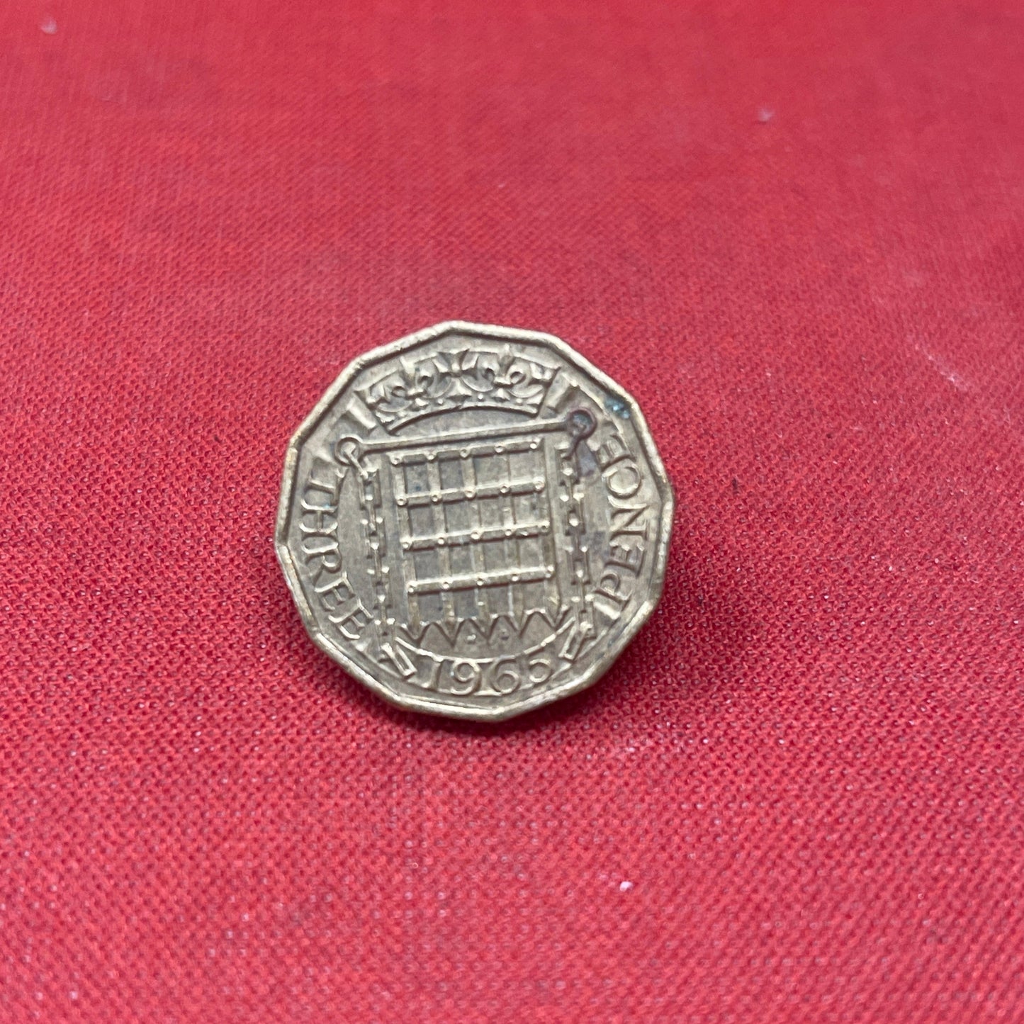 Queen Elizabeth II 1965 Threepence Coin