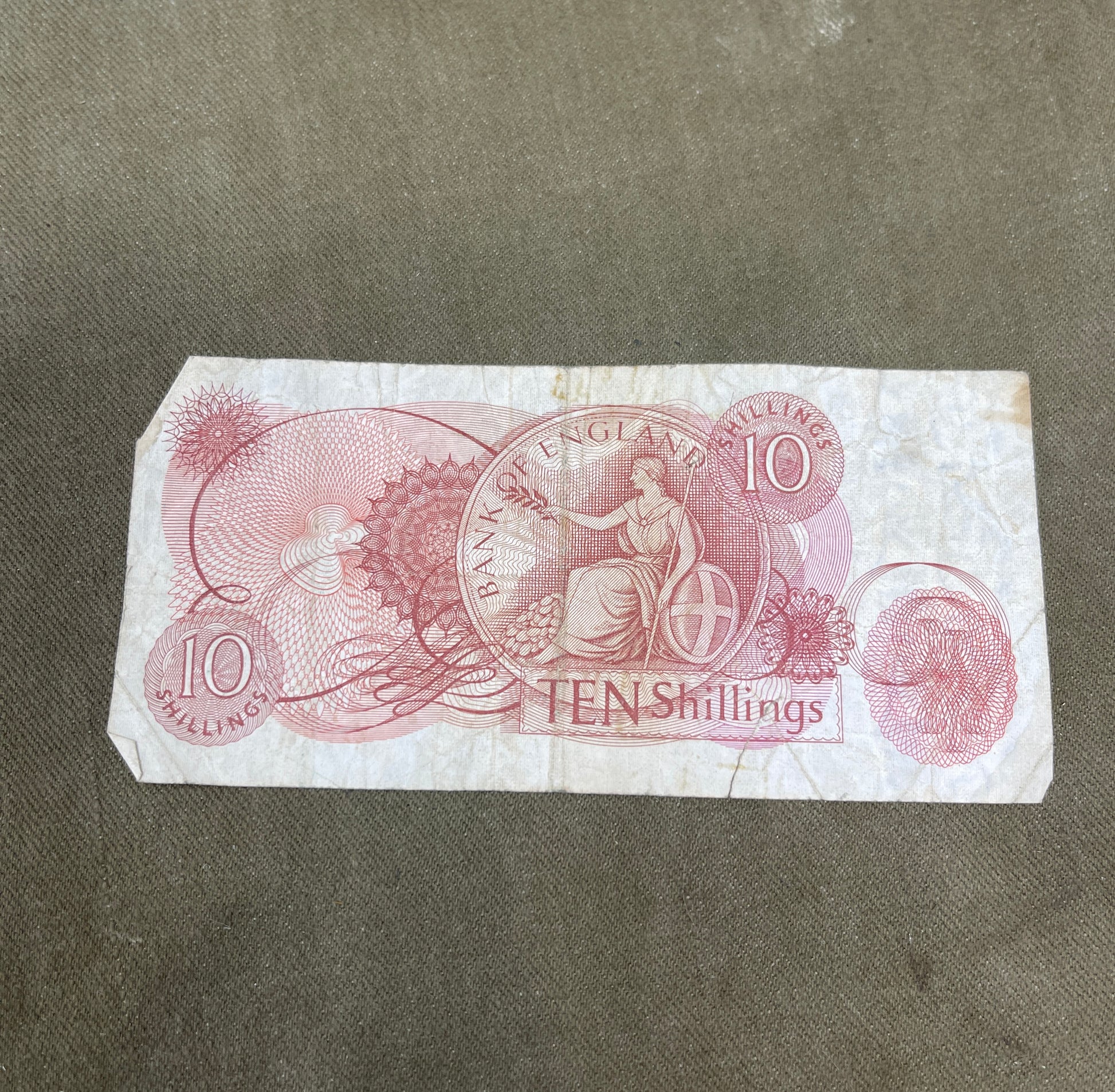 This selection features original Bank of England 10 Shilling notes signed by J.S. Fforde, catalogued as Dugg B309 in the English banknote series. Issued between 1967 and 1970, these notes are iconic pieces of British pre-decimal currency, bearing the classic Britannia design and red-brown colouring. Each note in this lot is in circulated (used) condition, showing varying degrees of wear, creasing, and edge softening typical of handling and circulation. Despite this, the notes remain clear and legible, with 