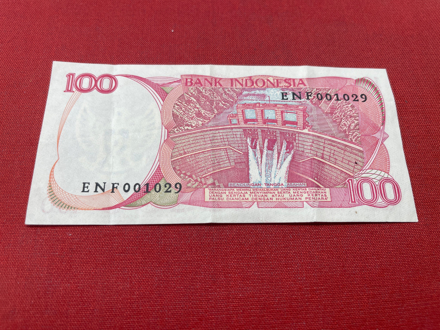 Bank of Indonesia 100 Seratus Rupiah 1984 Serial ENF001029