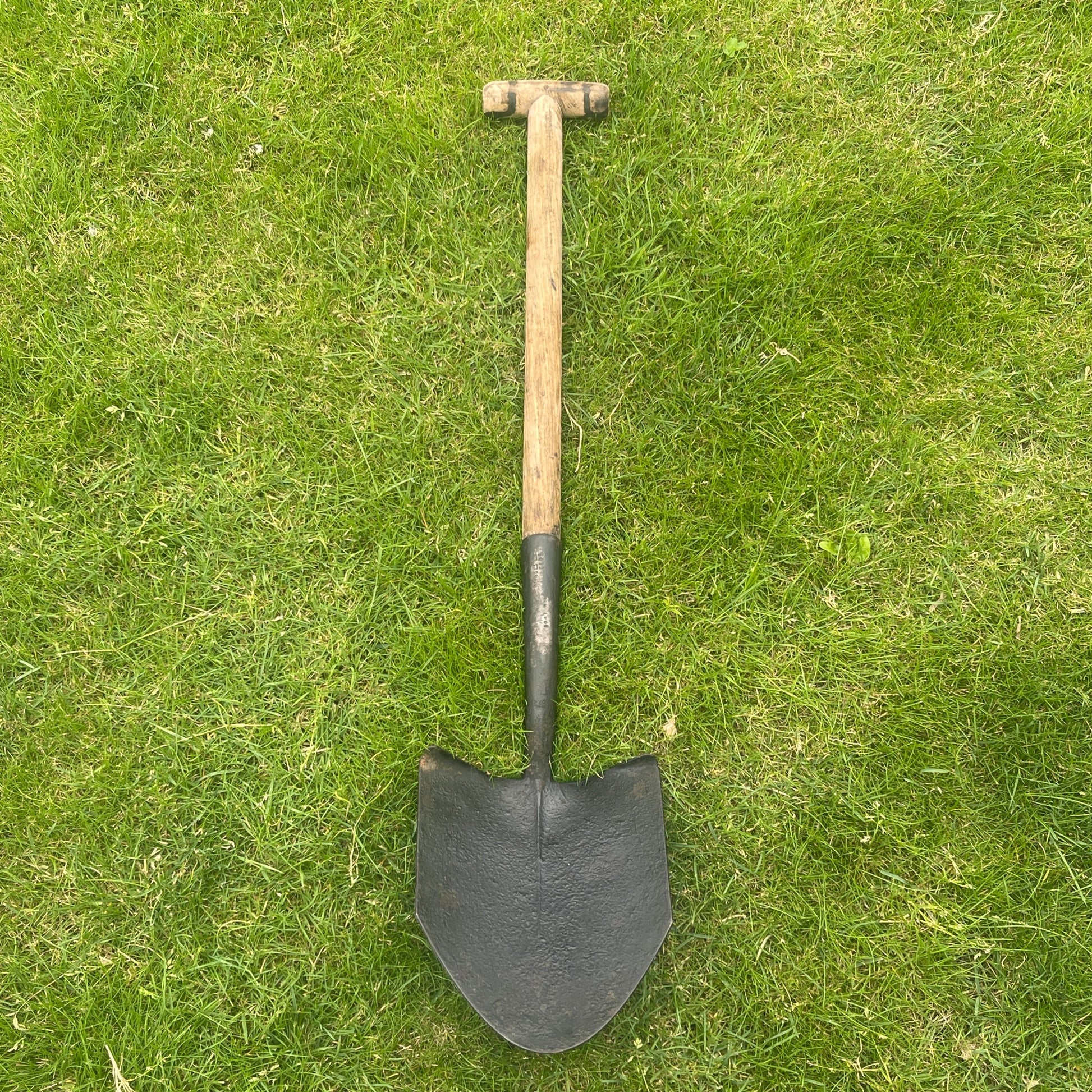 British WW2 Dated Infantry General Service GS Shovel