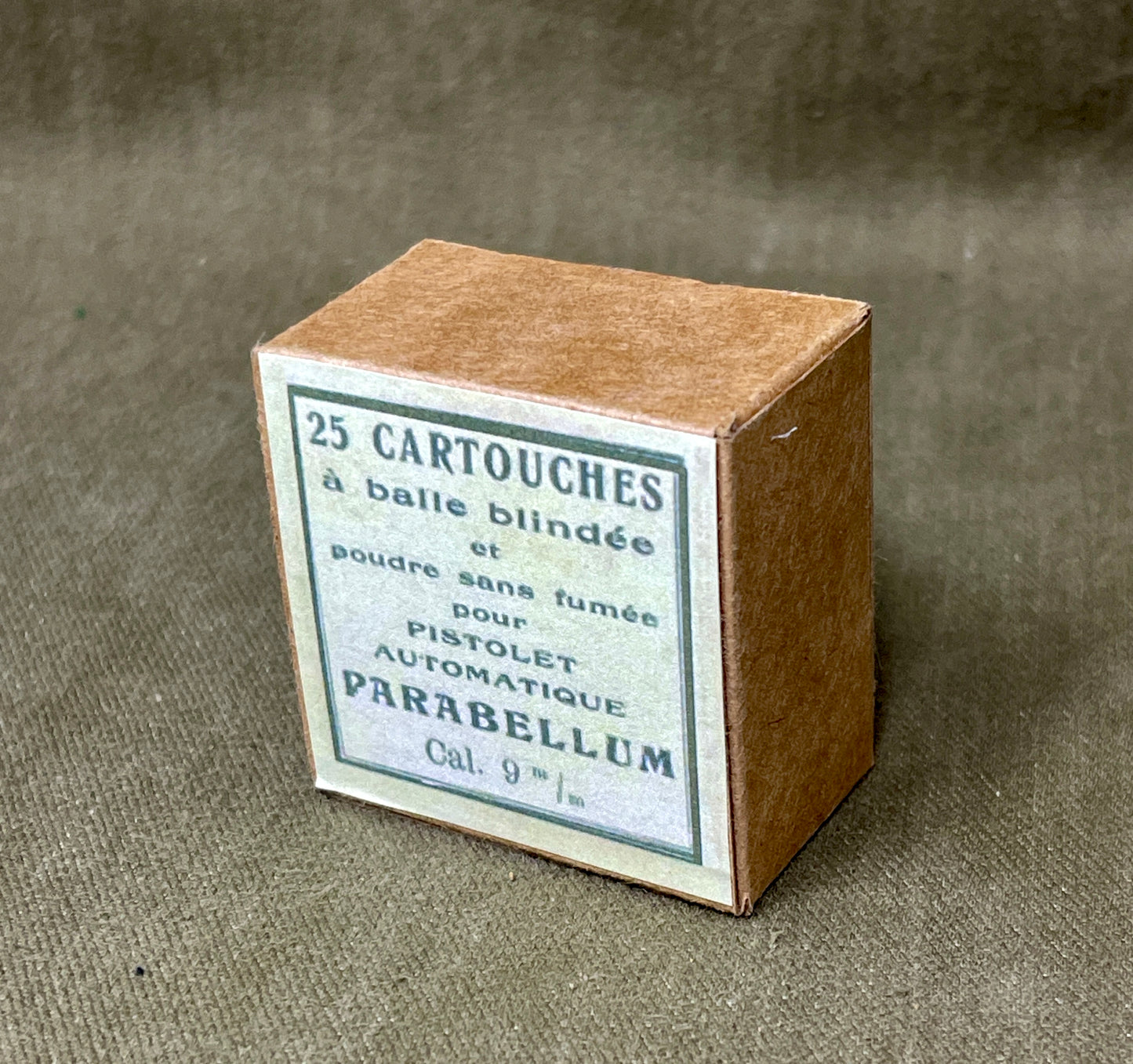 25 Inert 9mm Rounds in Repro Italian WWII Box