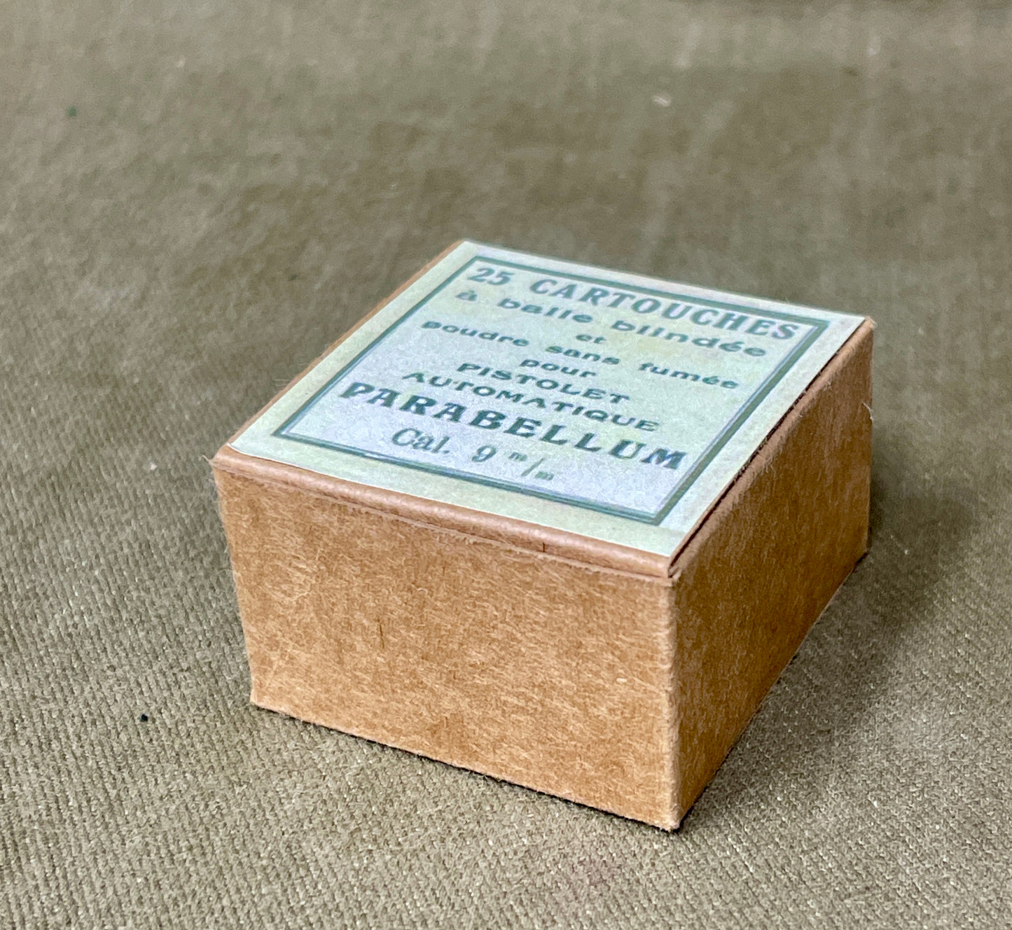25 Inert 9mm Rounds in Repro Italian WWII Box
