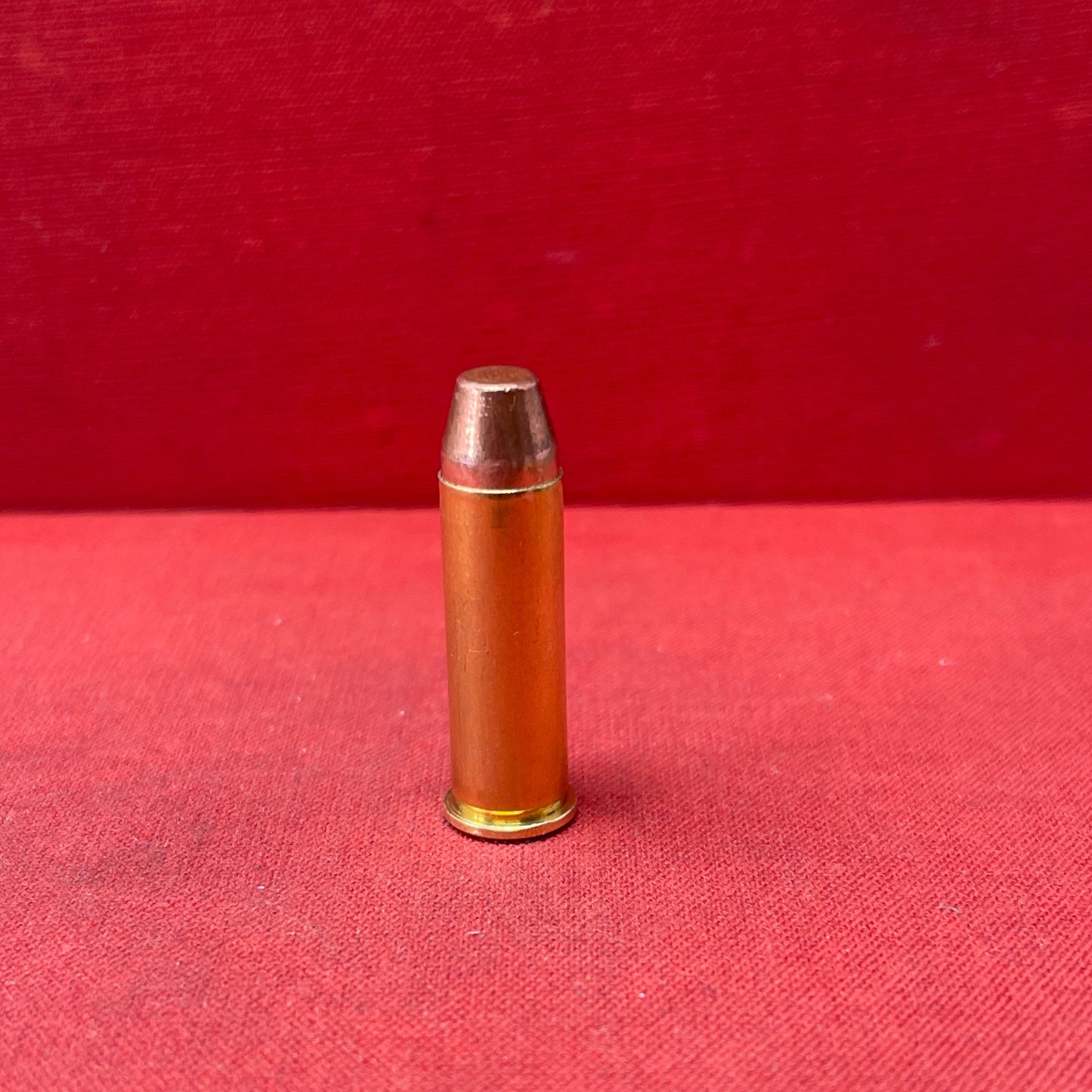 Explore the .38 Special inert brass cartridge, a non-functional replica ideal for training, display, and educational purposes. This safe-to-handle cartridge maintains the authentic look and feel of the original, reflecting the enduring legacy of the .38 Special in military, law enforcement, and civilian use