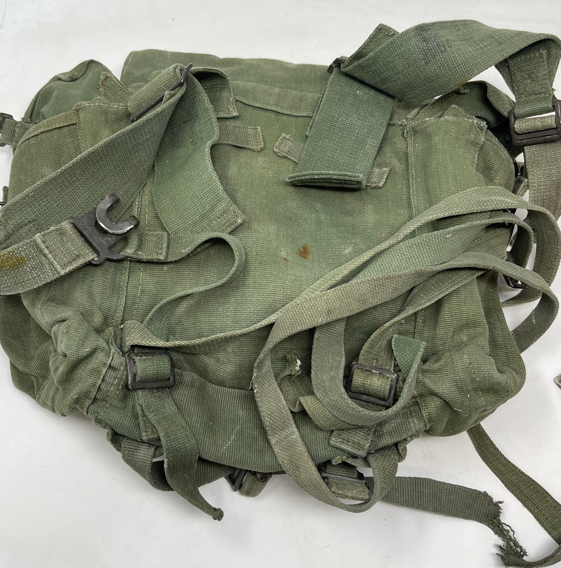 side image of 1944 Pattern Webbing Small Pack, Jungle