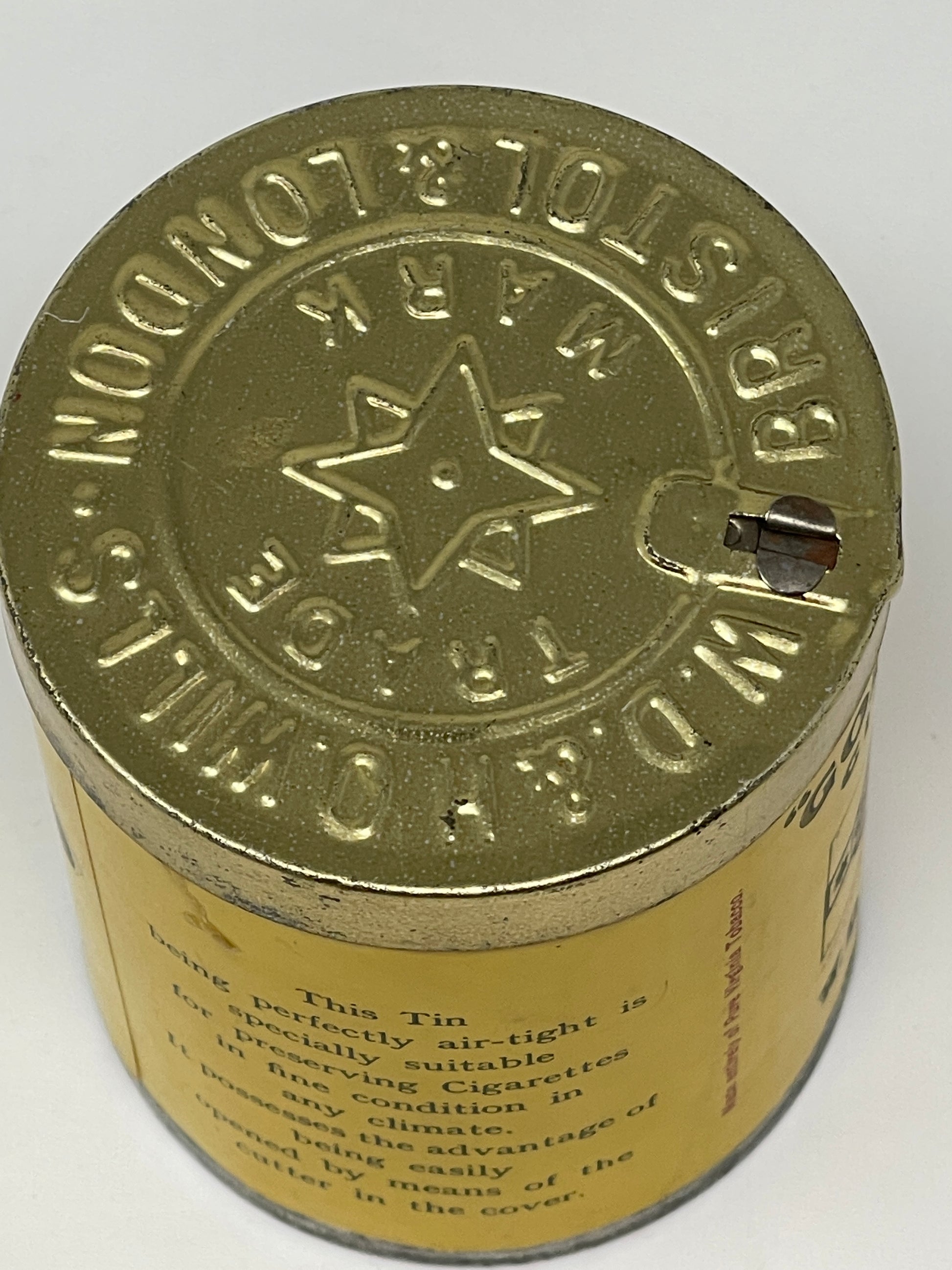 w.d. & h.o. wills tobacco tins Airtight Sealed Can of 50 Gold Flake Cigarettes w.d. & h.o. wills tobacco tins Airtight Sealed Can of 50 Gold Flake Cigarettes