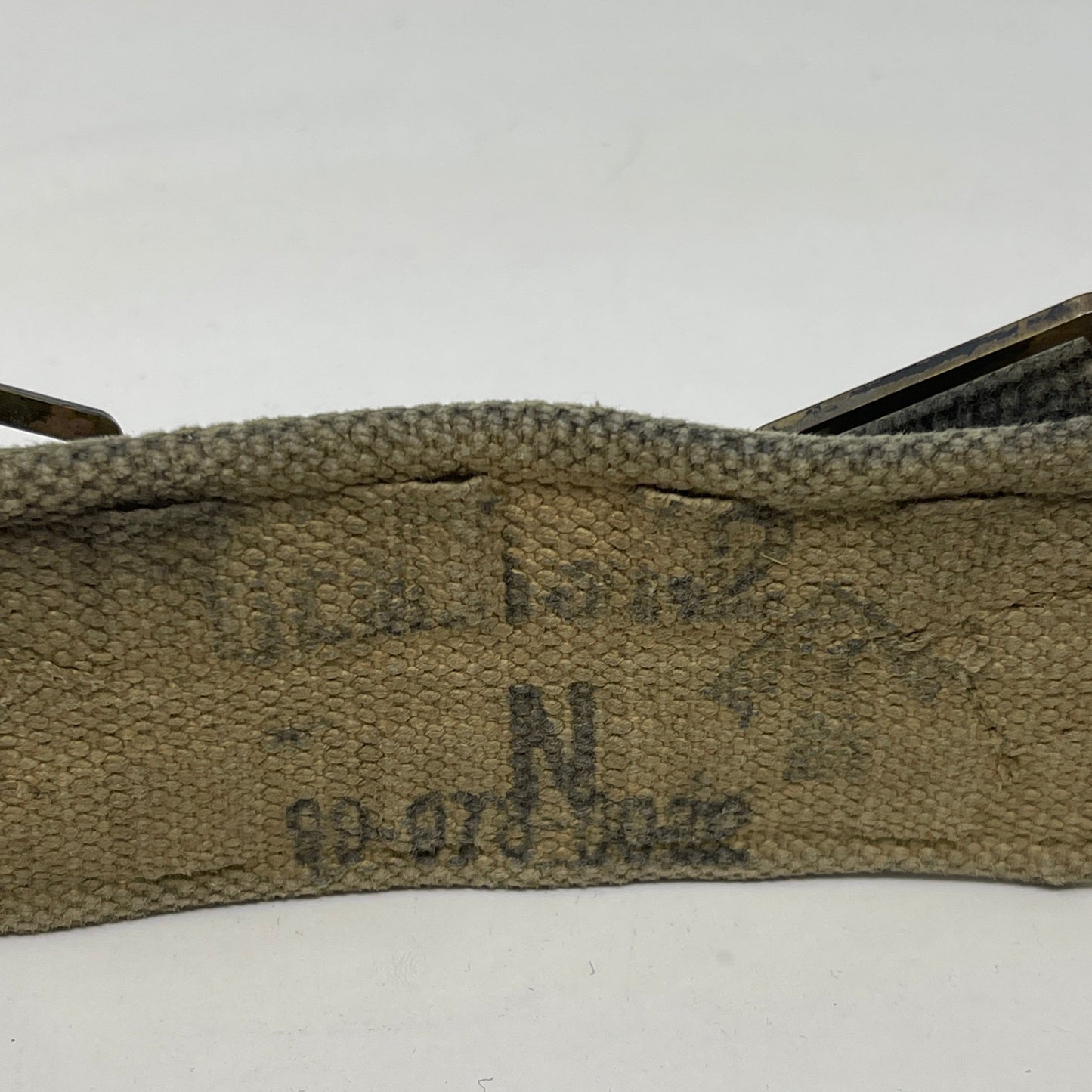 internal image of back of 37 pattern webbing belt