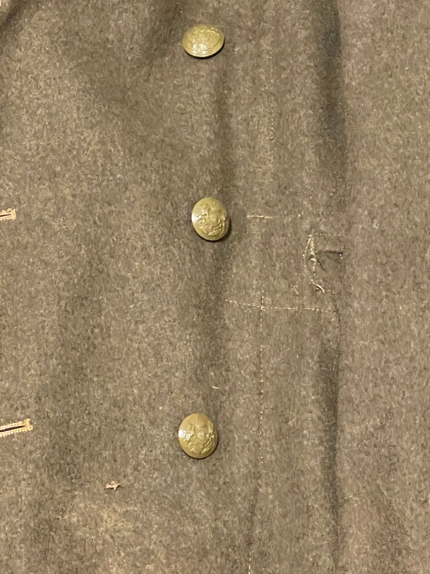 British Great Coat Dismounted 1940 Pattern buttons