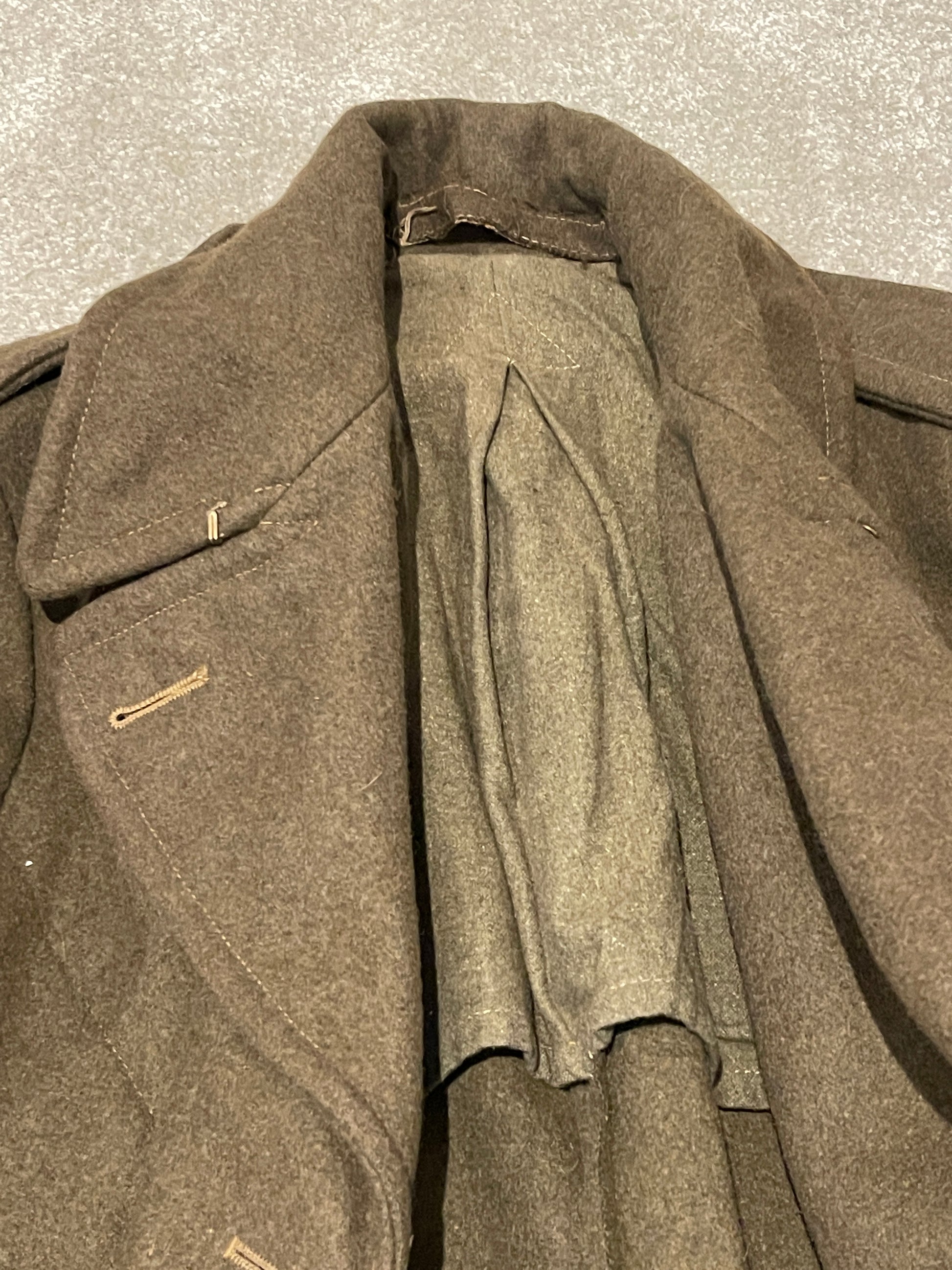 British Great Coat Dismounted 1940 Pattern collars